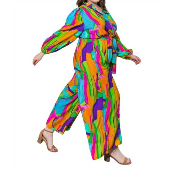 NEW FLYING TOMATO a colorful jumpsuit - plus in green/pink - Picture 2 of 3